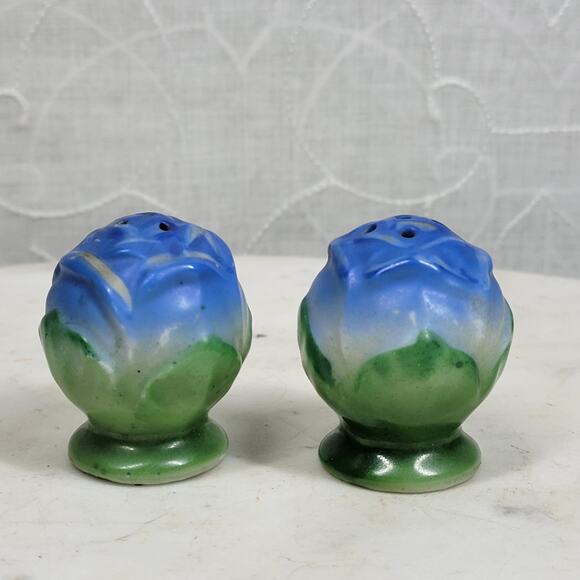 VTG Rose Bud Salt Pepper Shakers 1.5" Blue Green Japan Floral Ceramic Flowers - Picture 8 of 15